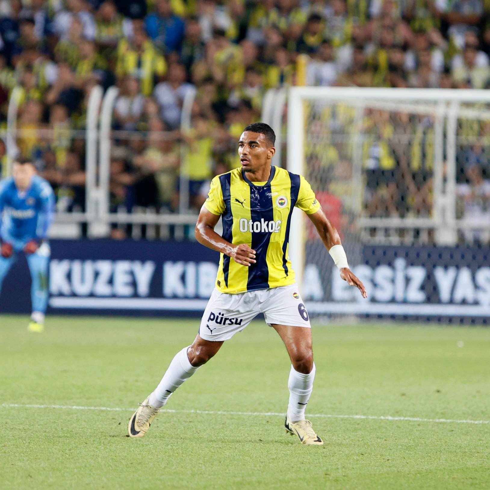 Alexander Djiku: The Ghanaian defensive pillar mopping up Fenerbahçe back line with finesse