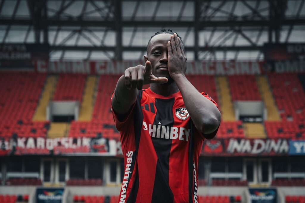 Ghana striker Emmanuel Boateng signs with Turkish club Gaziantep FK