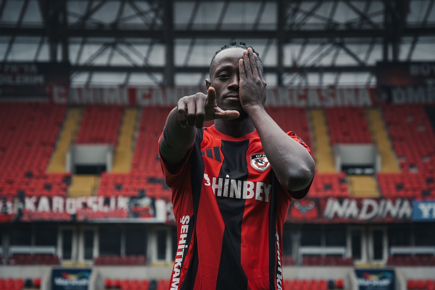 Ghana striker Emmanuel Boateng signs with Turkish club Gaziantep FK