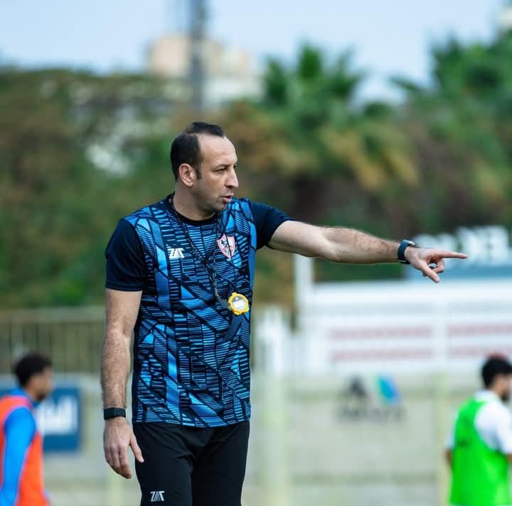 Interim coach holds a meeting with Zamalek players ahead of crucial CAF Confederation Cup clash