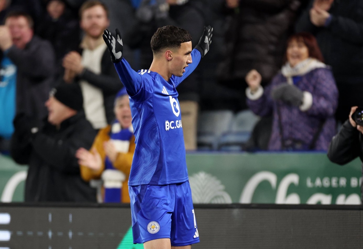 El Khannous « King Power »..Van Nistelrooy a retrouvé son “Chouchou” Marocain