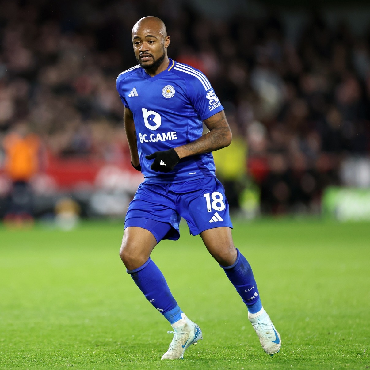 Jordan Ayew strikes early for Leicester but Salah confirms Liverpool victory (VIDEO)