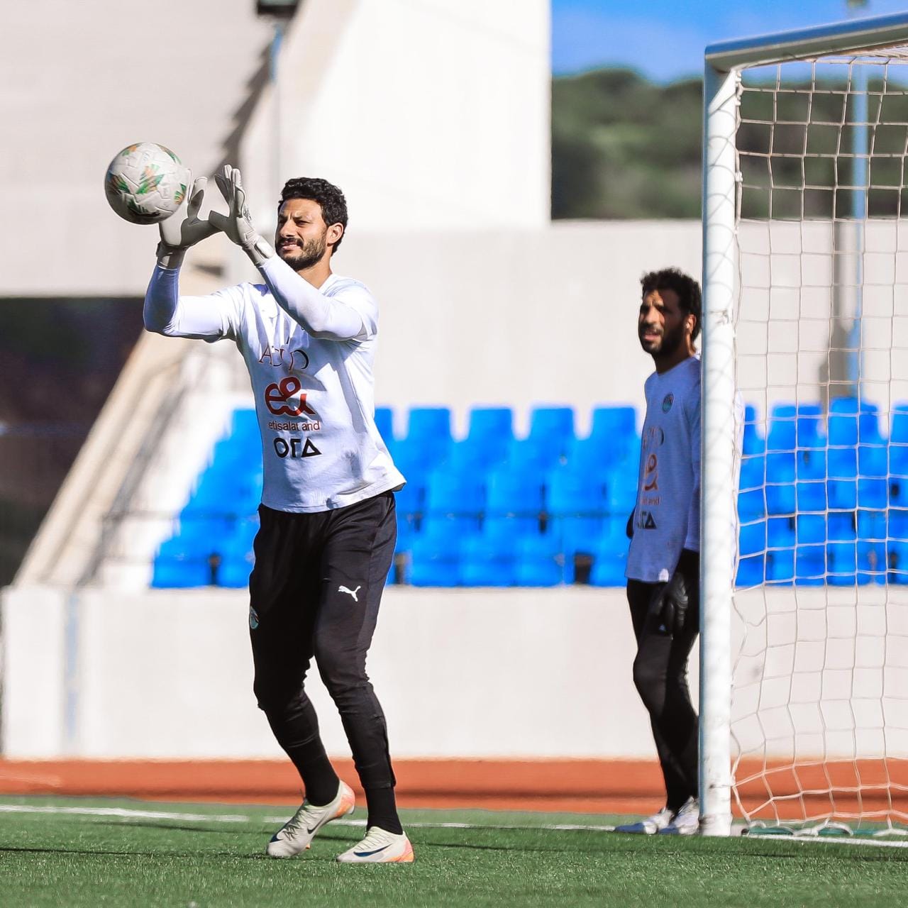 Revealed: Ahly winger’s injury and training status of Tau and El-Shenawy