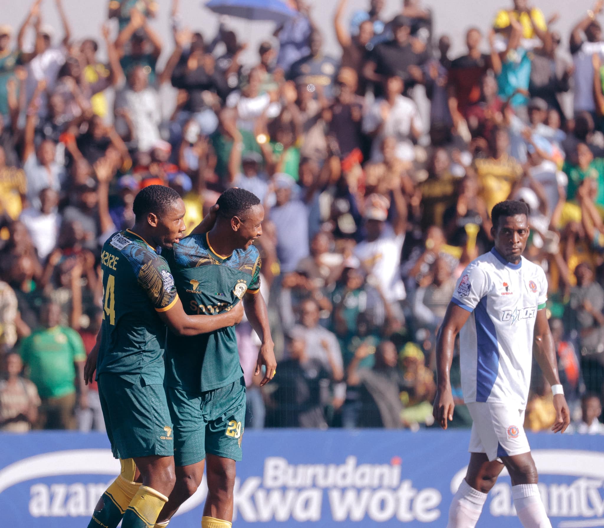 Ligi Kuu Tanzania Bara: Dube hat-trick helps Yanga hold off scrappy Mashujaa
