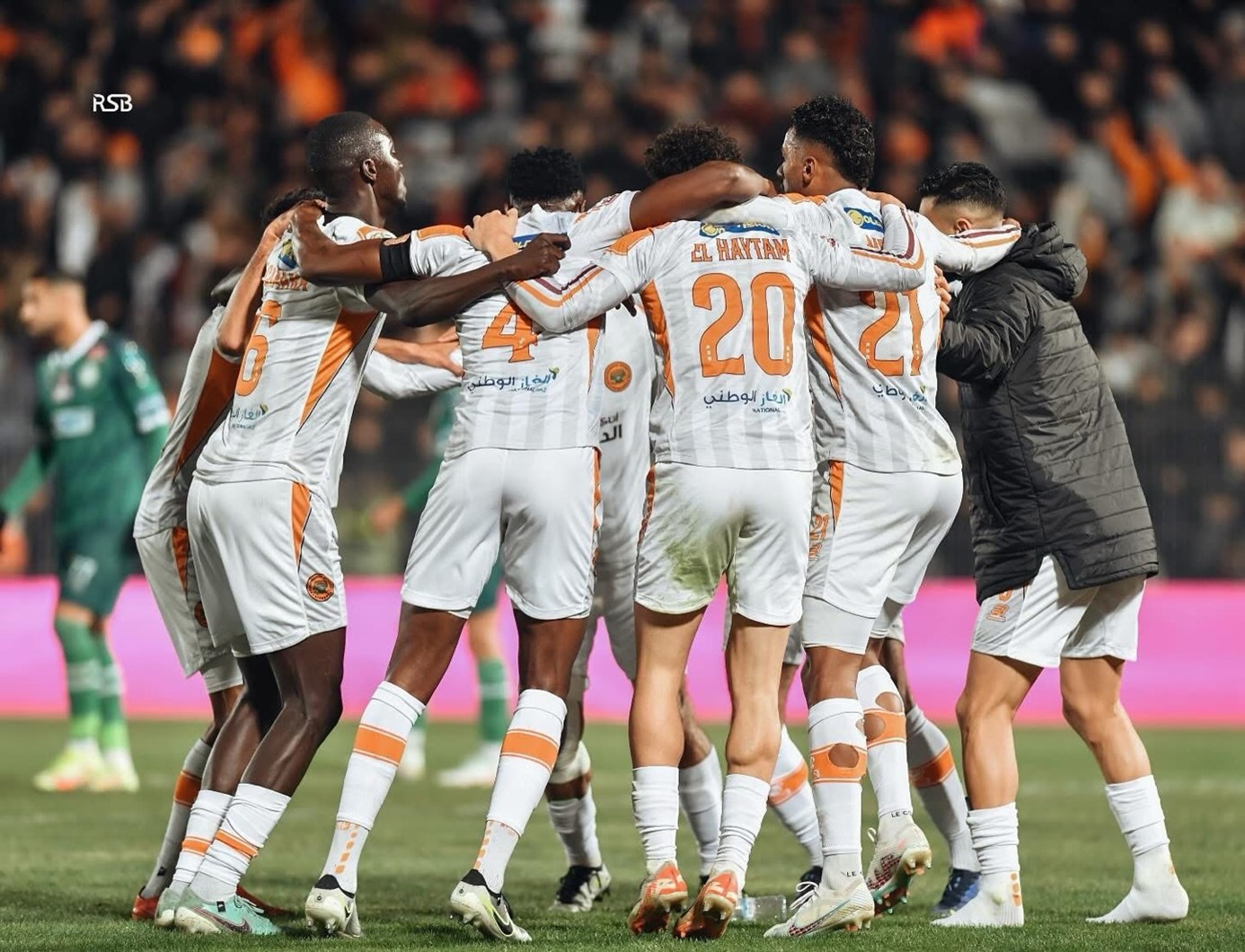 Choc de la 16e Journée Botola Pro..Le leader Renaissance Berkane met le Raja dans le KO !
