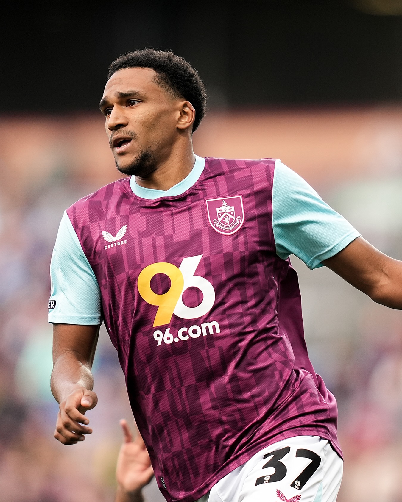 Burnley and Benin striker Hountondji leaves for Belgium on loan