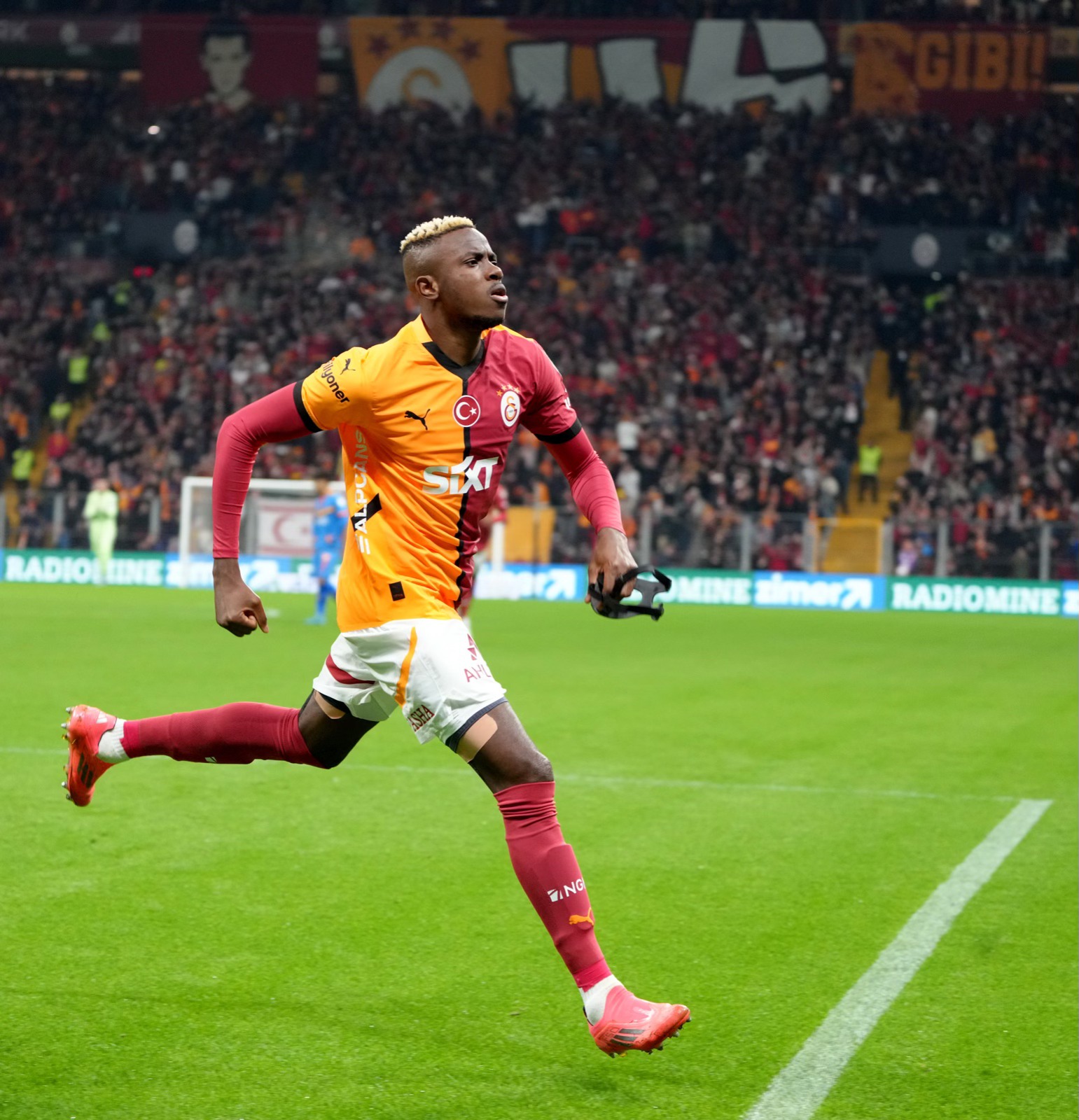 Osimhen delivers from the spot in Galatasaray home victory