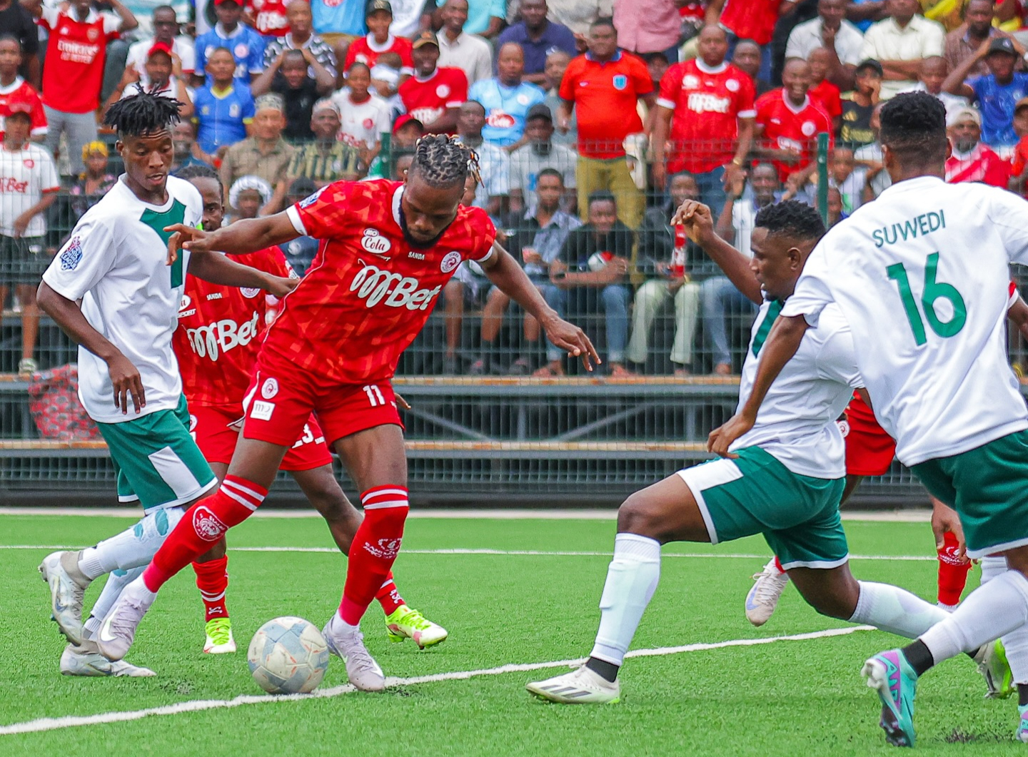 Ligi Kuu Bara: Yanga and Simba win to set up title-deciding Kariakoo Derby