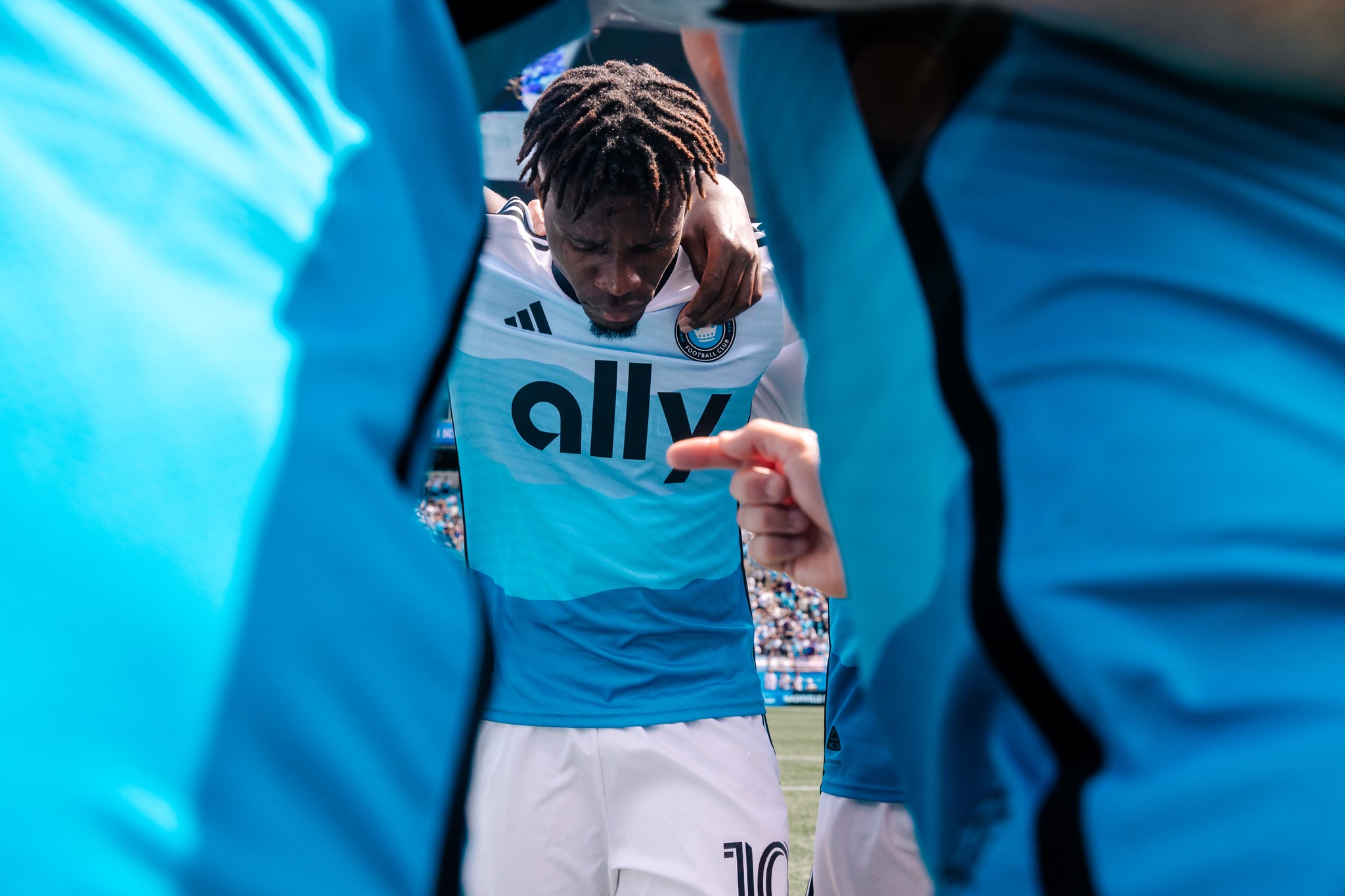MLS: Choupo-Moting and Zaha convert from the spot; Bamba scores first MLS goal in Fire defeat