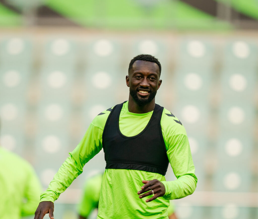 Youssouf Sabaly sur le point de rejoindre Al-Duhail SC