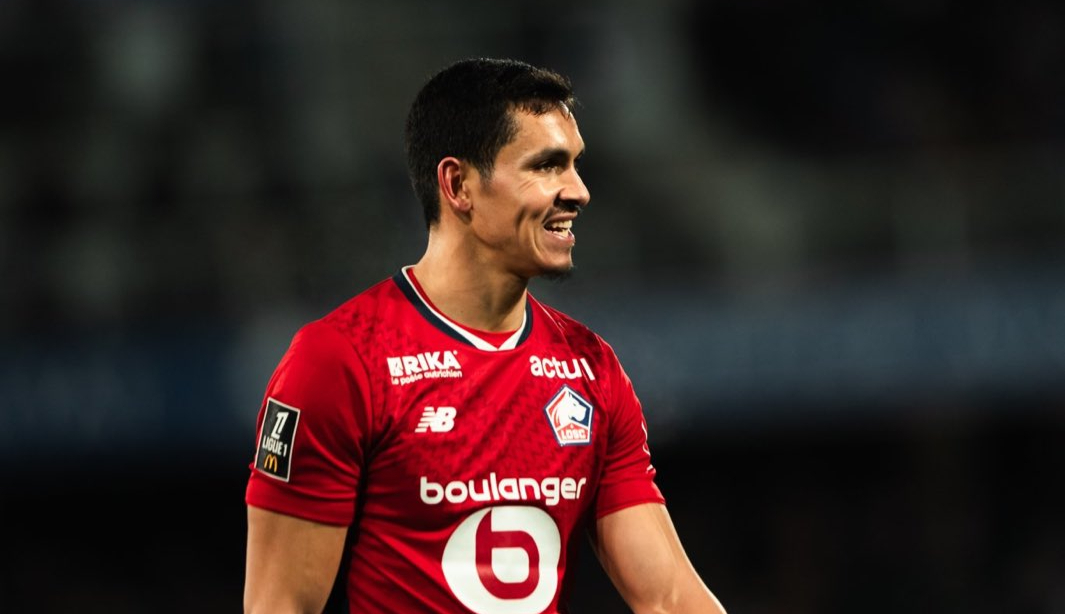 Genesio backs Aïssa Mandi amid criticism at Lille