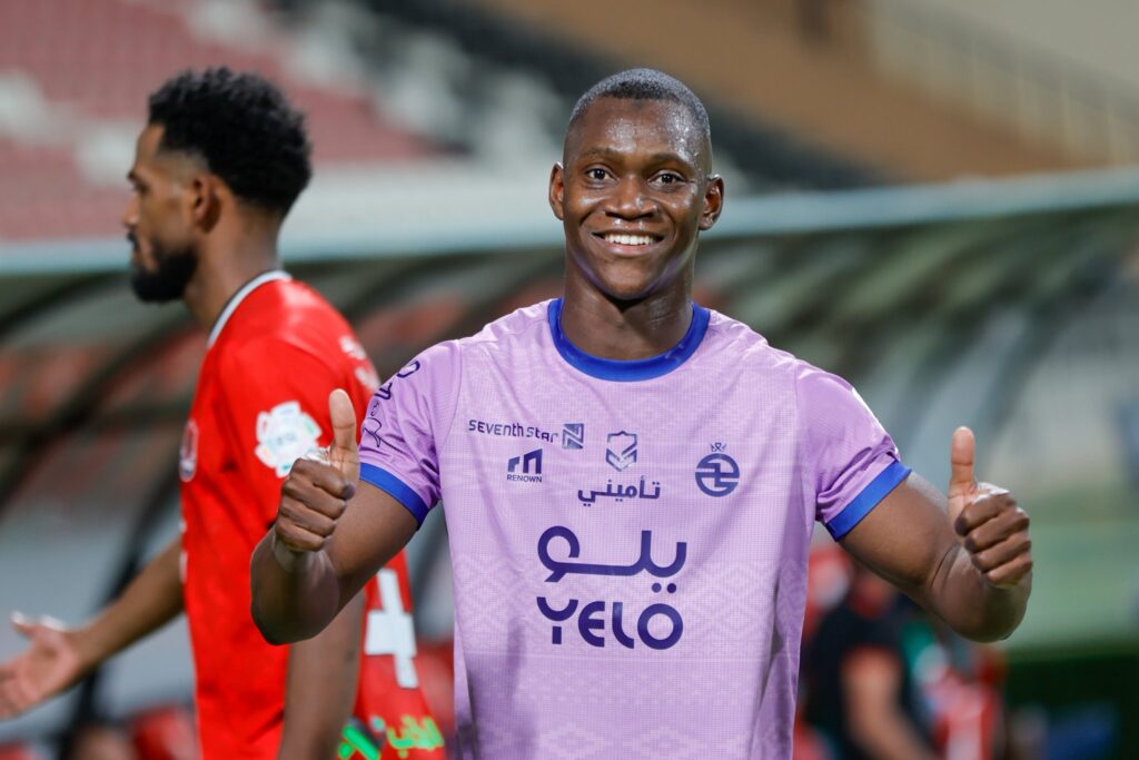Al-Kholood Club annonce le retour d’Aliou Dieng à Al Ahly SC