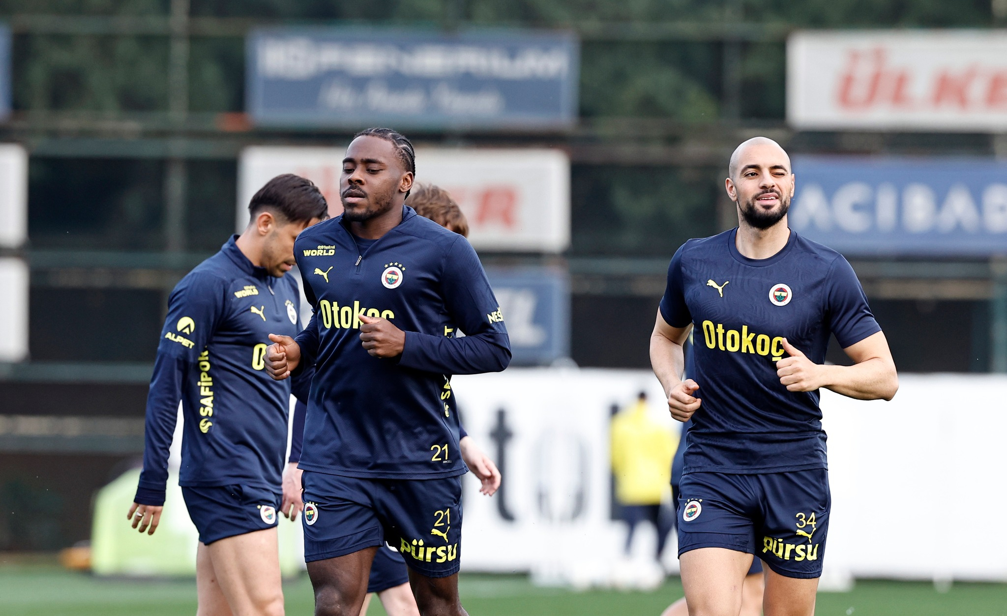Beşiktaş propose bid for Bright Osayi-Samuel