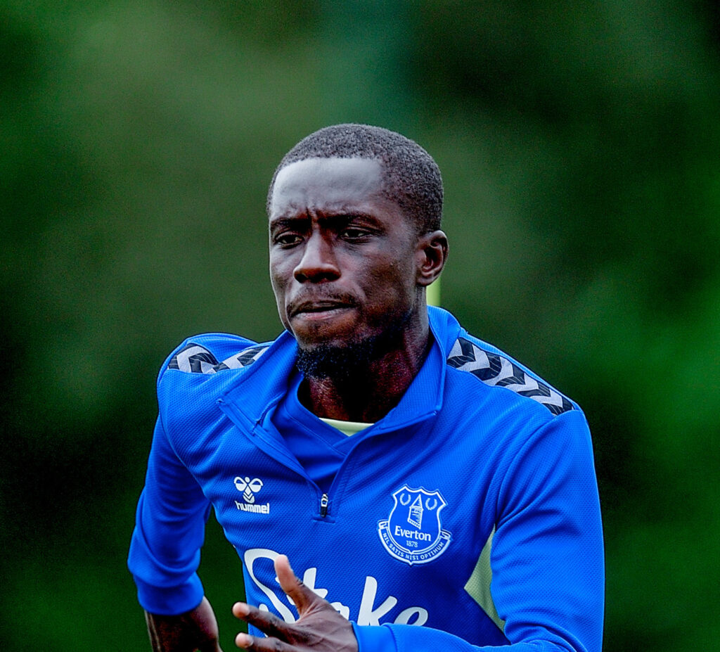 Everton annonce son intention de prolonger le contrat d’Idrissa Gana Gueye