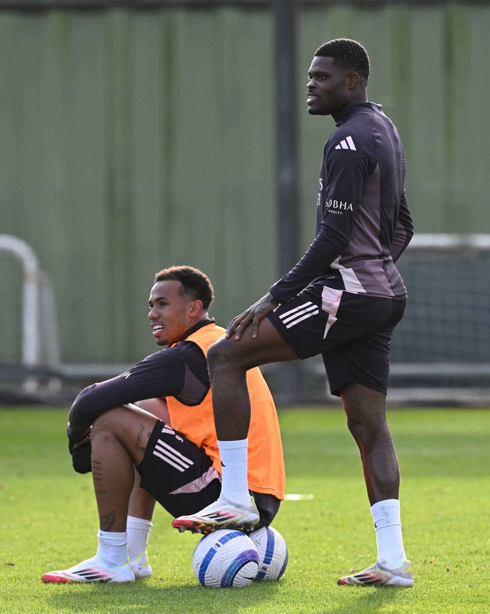 Thomas Partey: Arteta wants Ghana star to extend Arsenal stay