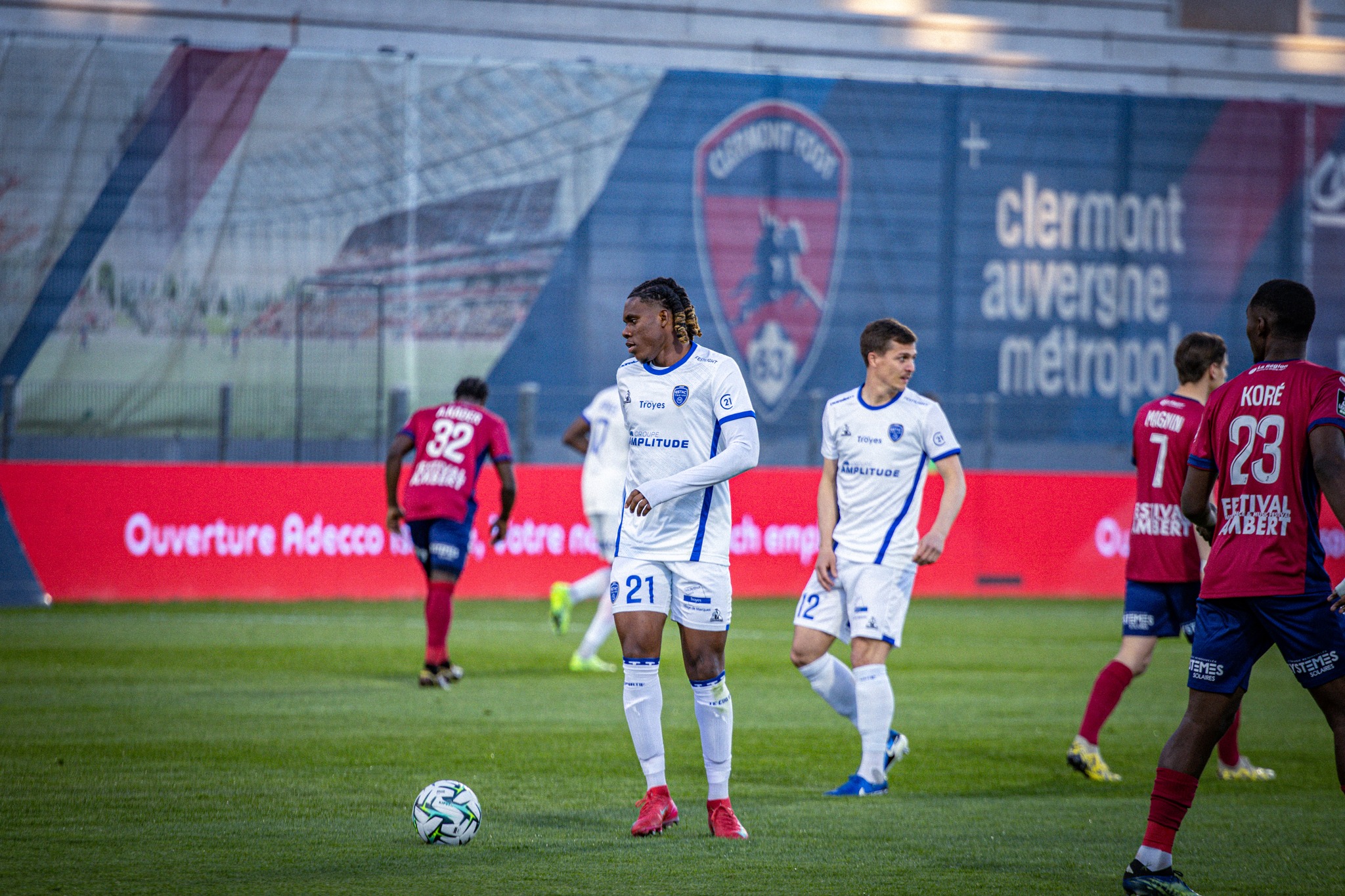 Le SC Fribourg en discussions avec Cyriaque Irié