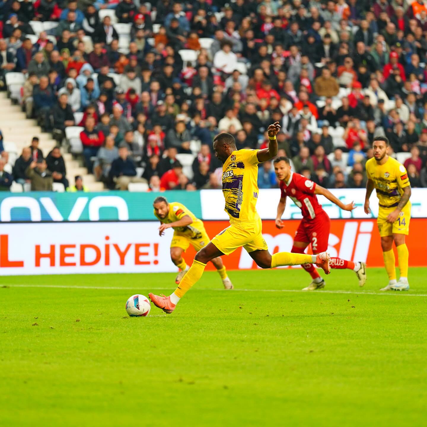 Goals and assists from African players in Europe: January 3-6