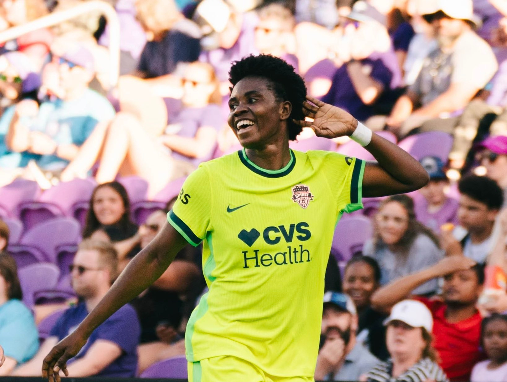 Gift Monday strikes again as Spirit edges Chicago in five-goal NWSL thriller