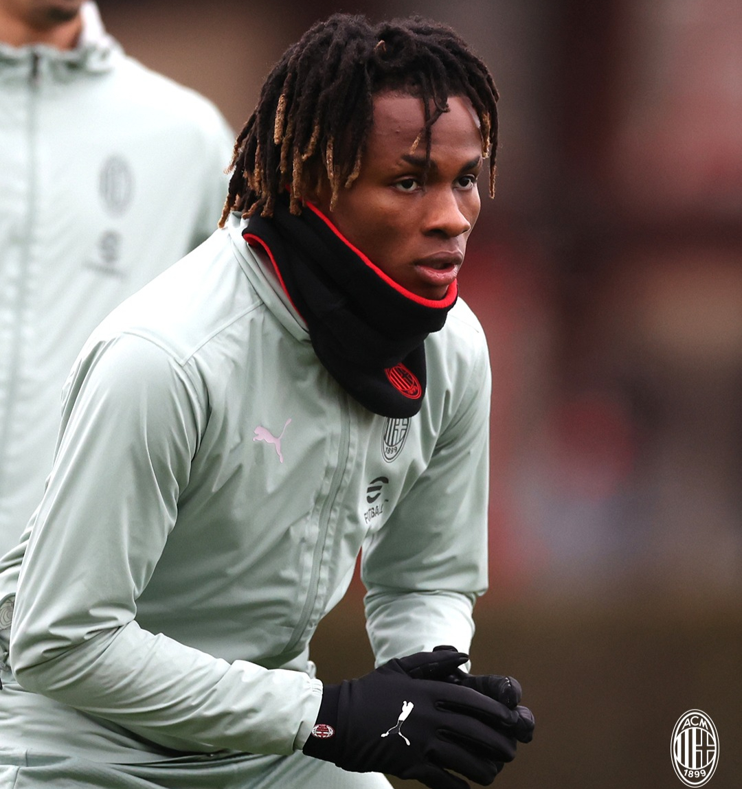 Samuel Chukwueze, de plus en plus proche de quitter l’AC Milan