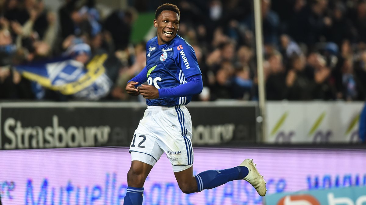 Sundowns sign forward Lebo Mothiba on a free transfer