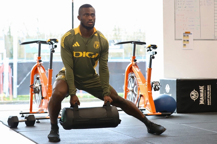 Ivory Coast left back Konan moves to Spain following Saudi adventure