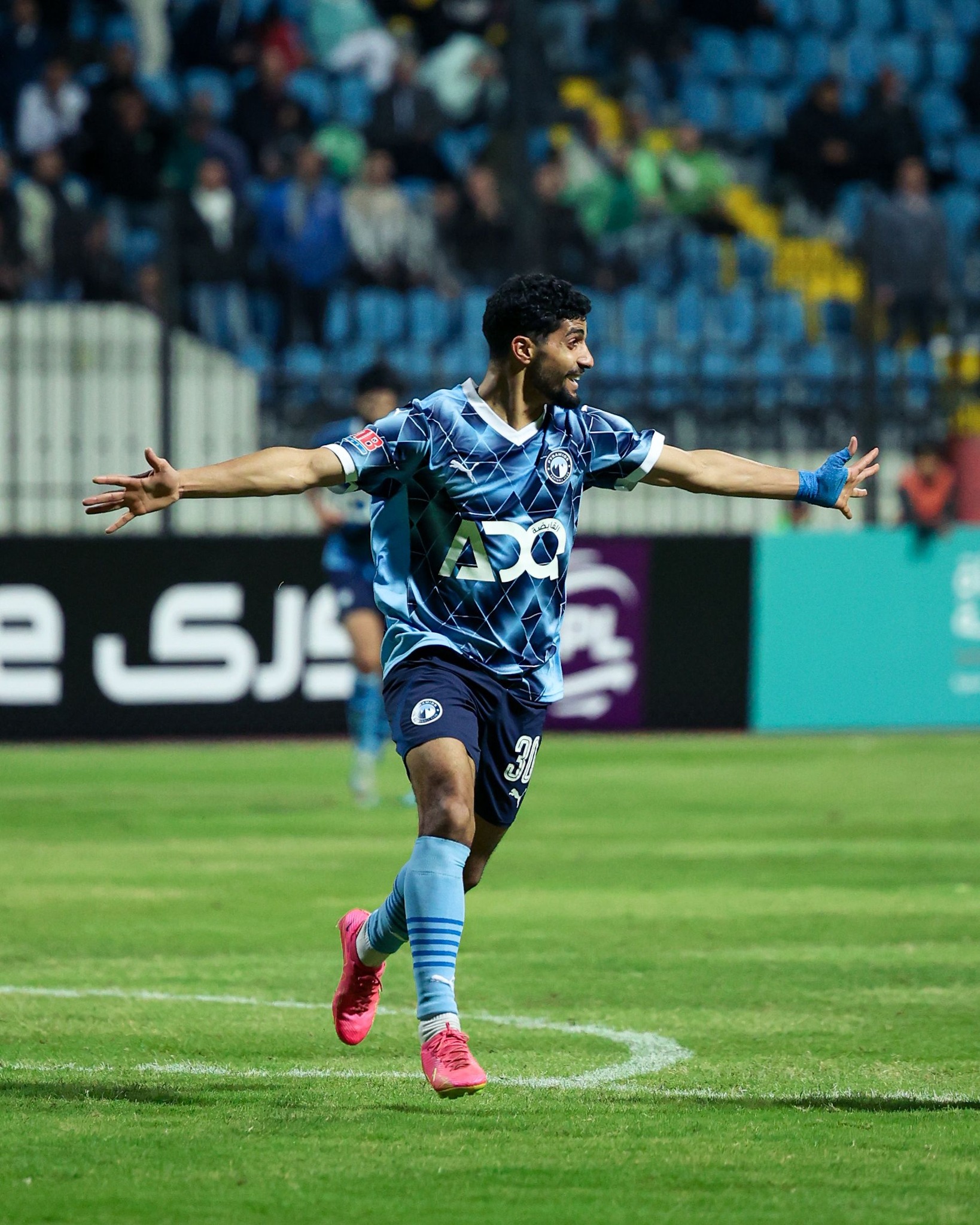 Nile League: Pyramids move back top; Ceramica Cleopatra win decisively in coach Maher’s debut