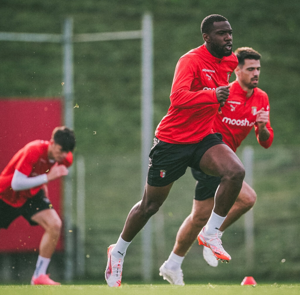 Liverpool envisage de signer le malien Sikou Niakaté