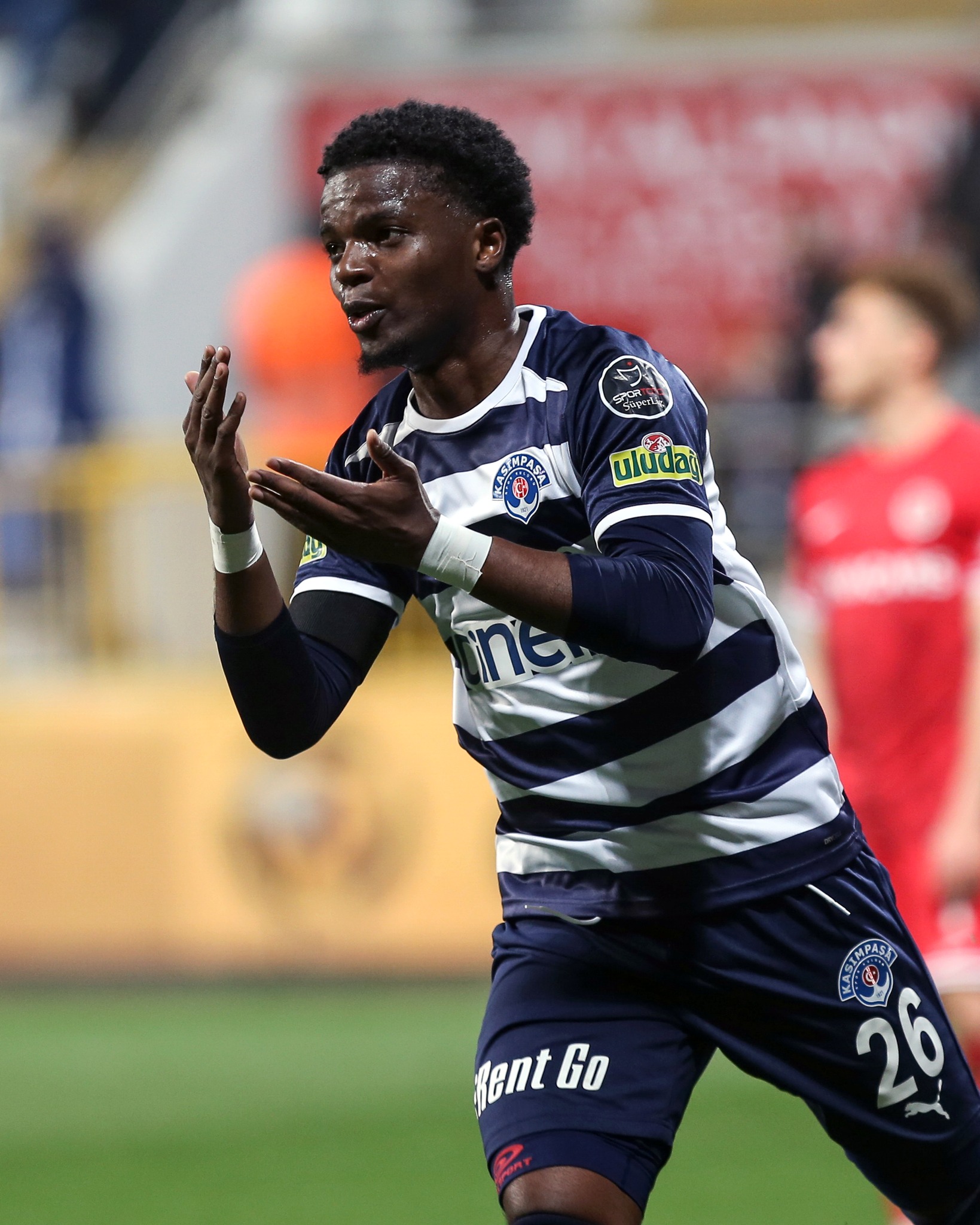 Wydad AC signs Franco-Martiniqais international midfielder