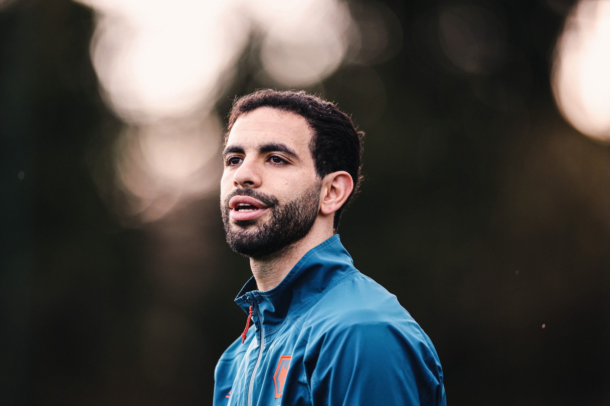 Le défenseur algérien Rayan Aït-Nouri quitte Jorge Mendes et rejoint une autre agence