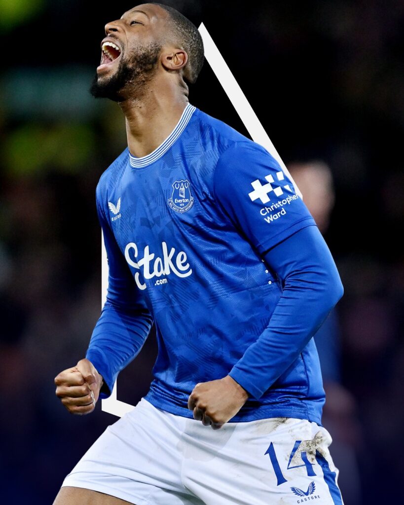 Everton 4-0 Leicester: West African duo combine forces as Toffees hammer Foxes