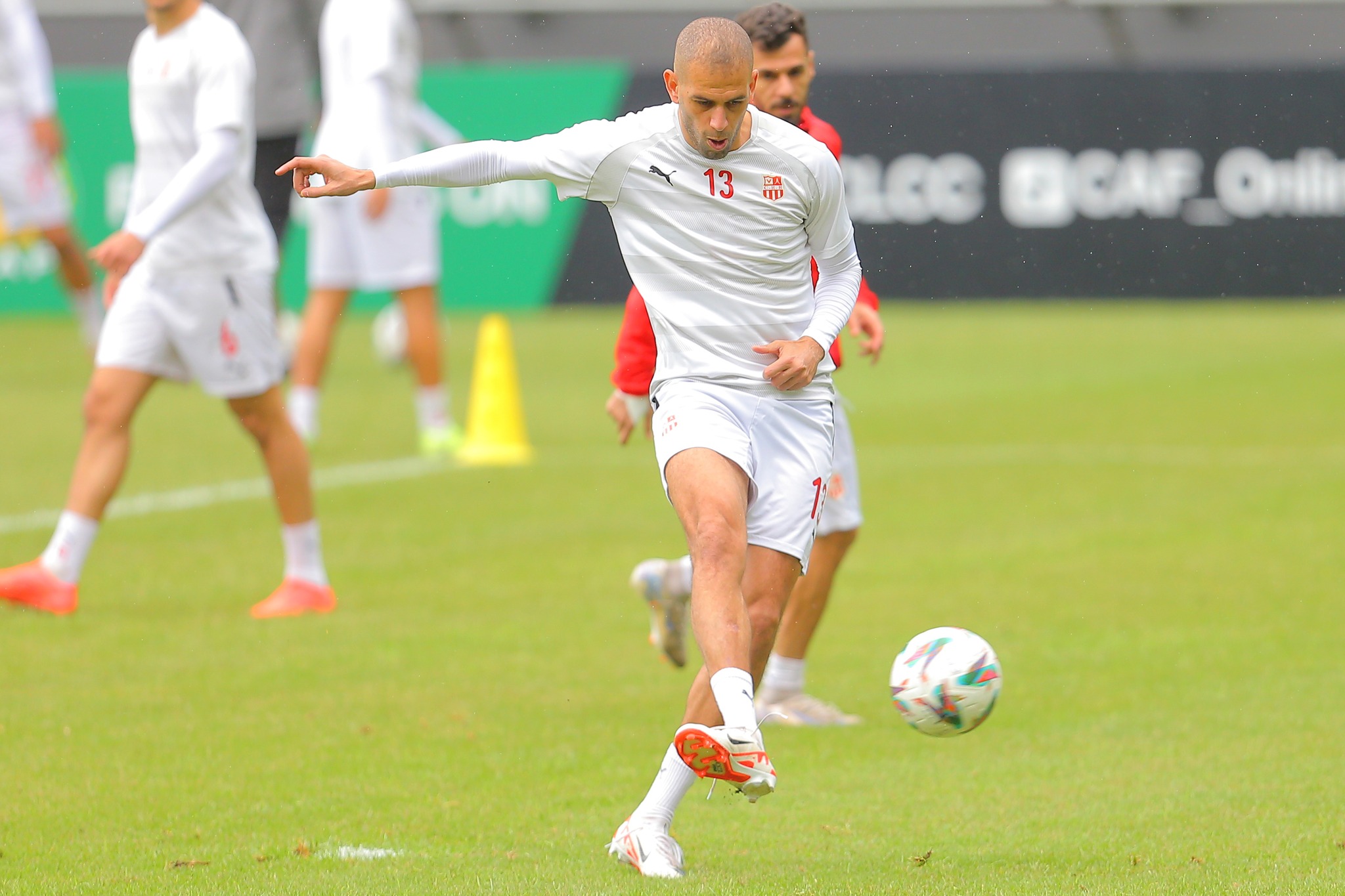 Islam Slimani returns to Europe on loan from CR Belouizdad