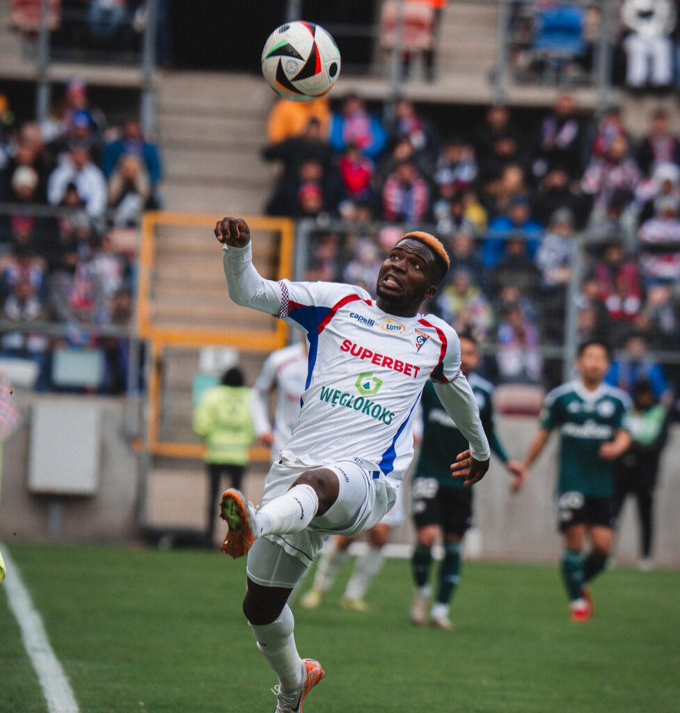 Górnik Zabrze veut vendre le nigérian Taofeek Ismaheel
