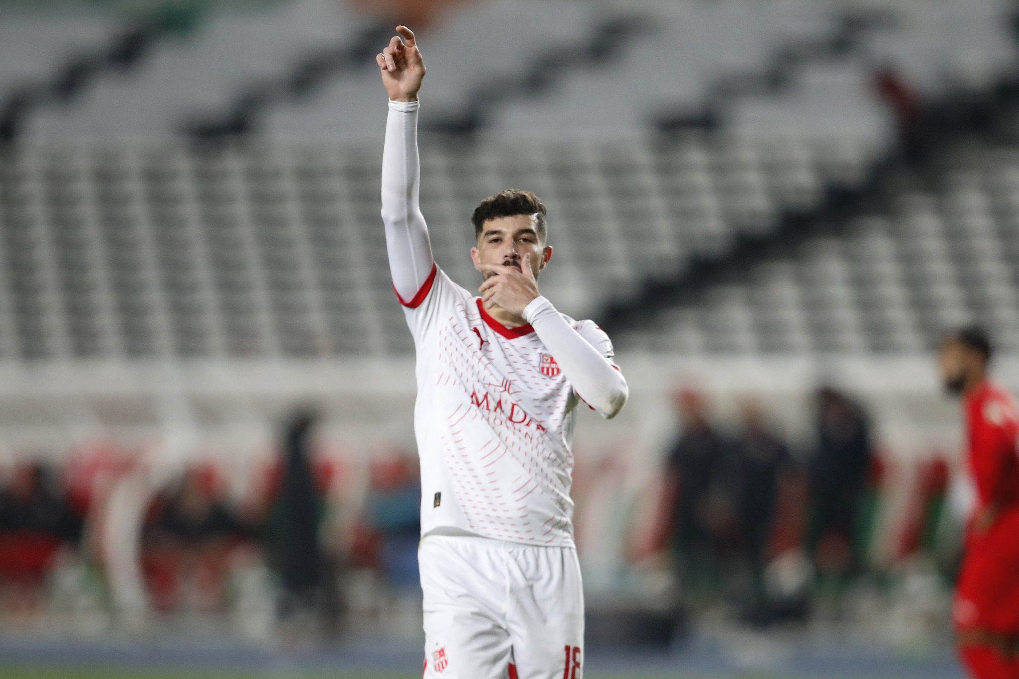 Algeria Ligue 1: CR Belouizdad fight back to keep fading title hopes alive