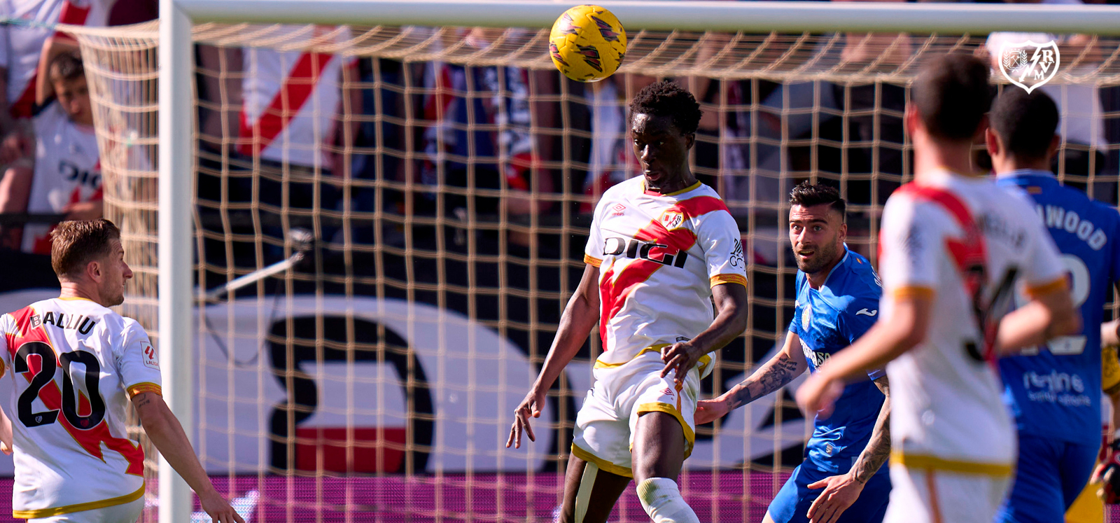 Le Rayo Vallecano engage des discussions pour plonger Abdul Mumin