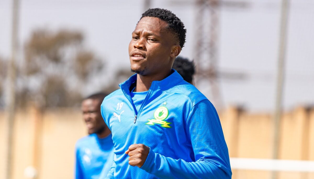 Cavin Johnson urges Kodisang to prioritise game time amidst Sundowns struggles