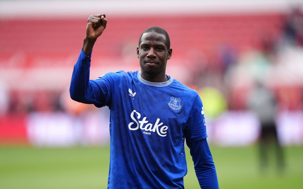 “I will be happy to stay a season longer at Everton” – Doucoure