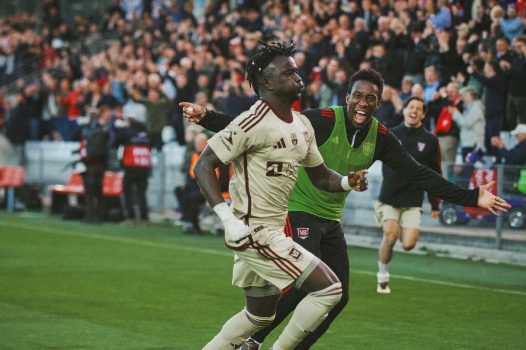 Musa Juwara: Gambia forward nets season’s third in Vejle’s win over Lyngby