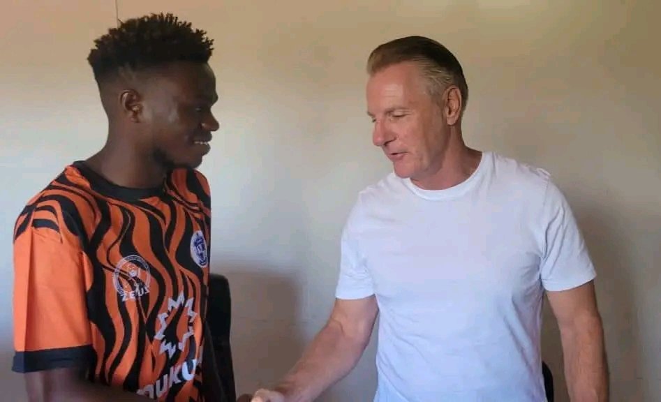 Former Mozambique champions UD Songo part ways with coach Mark Harrison