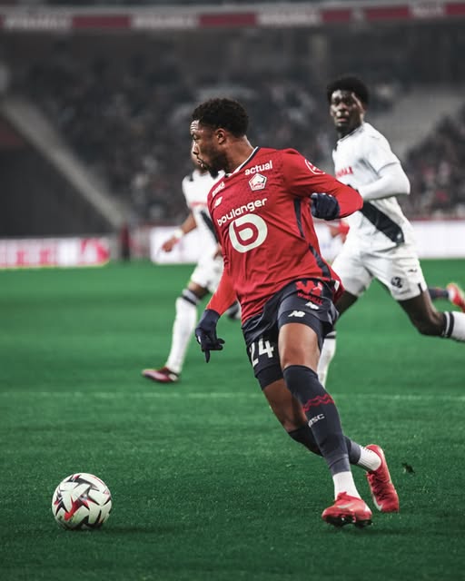 Chuba Akpom must find his feet with Lille – says coach Bruno Genesio