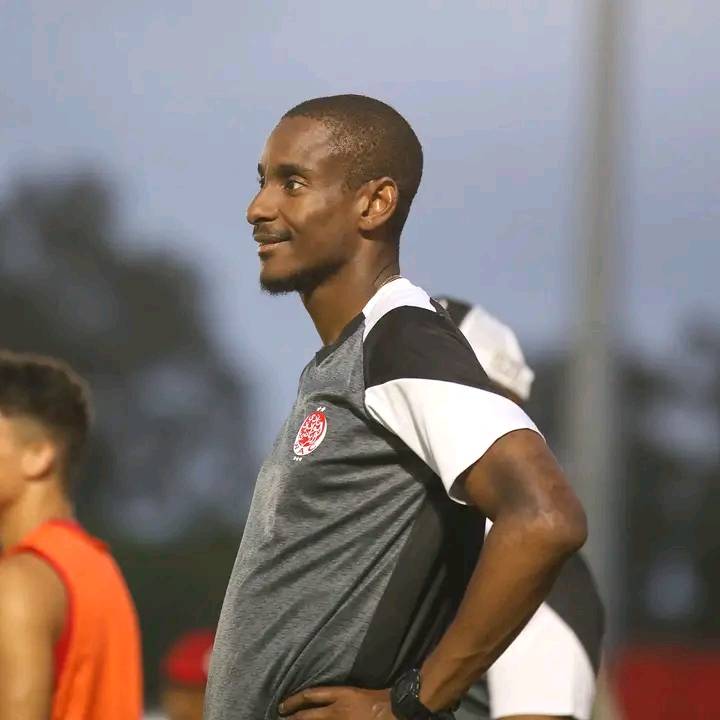 Wydad head coach Mokwena rules out quick return to manage in South Africa