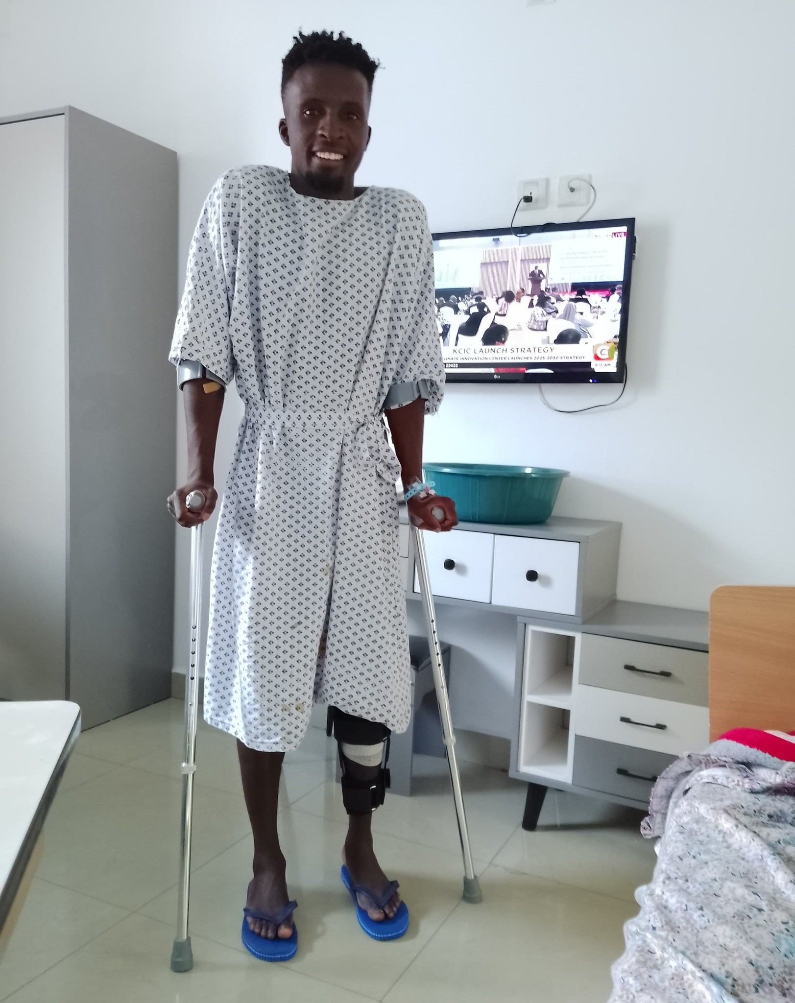 Fredrick Alushula: AFC Leopards defender undergoes knee surgery