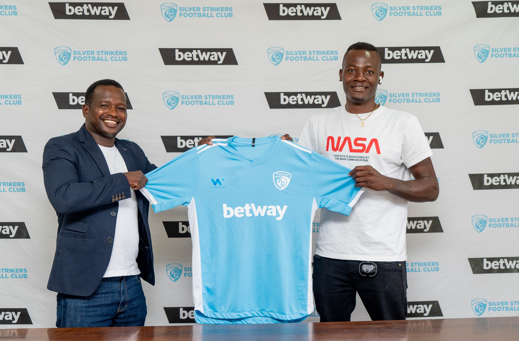 Malawi Super League: Champions Silver Strikers sign Adeyemi and Festus Duwe