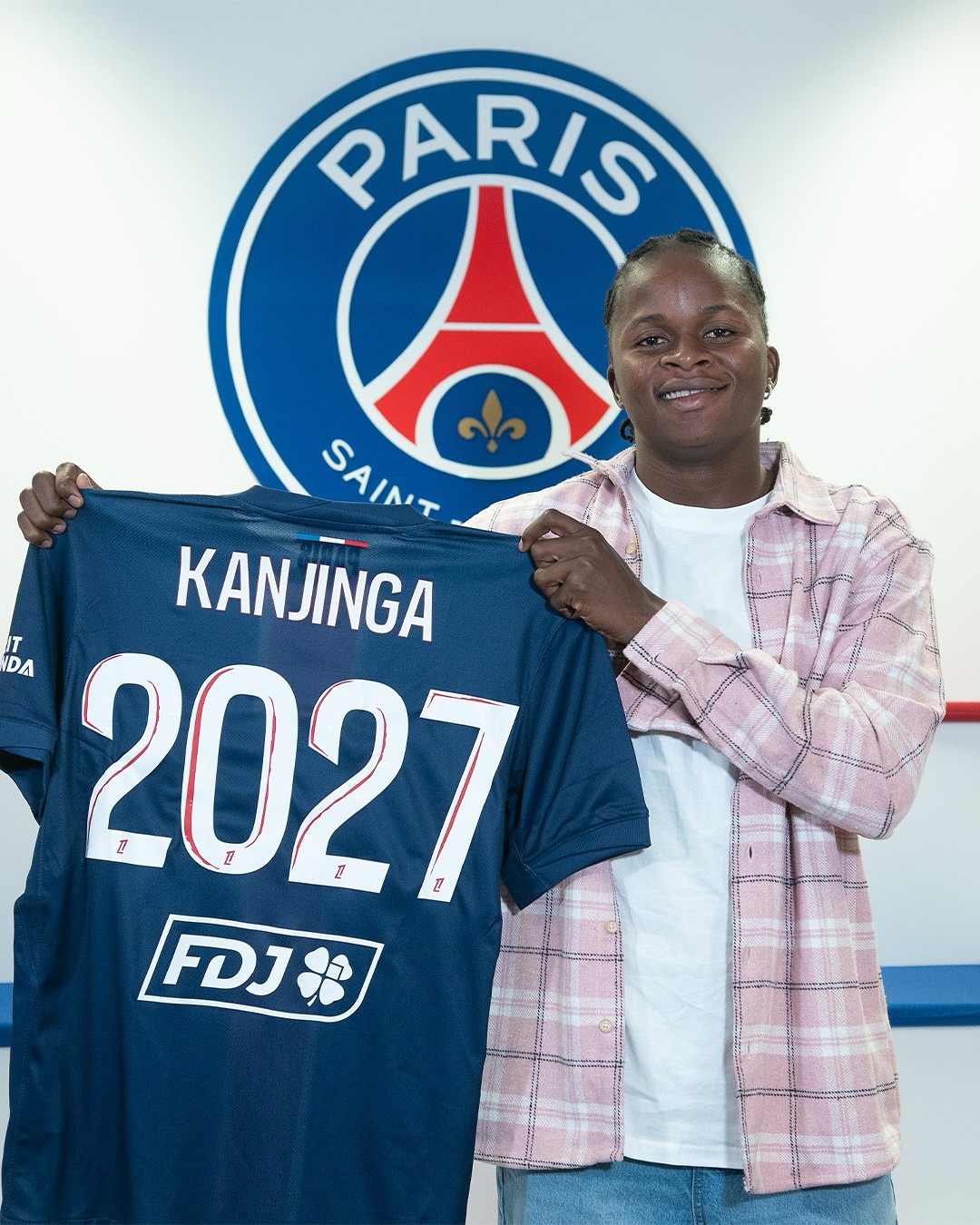 Merveille Kanjinga: Congolese striker says joining PSG dream come true