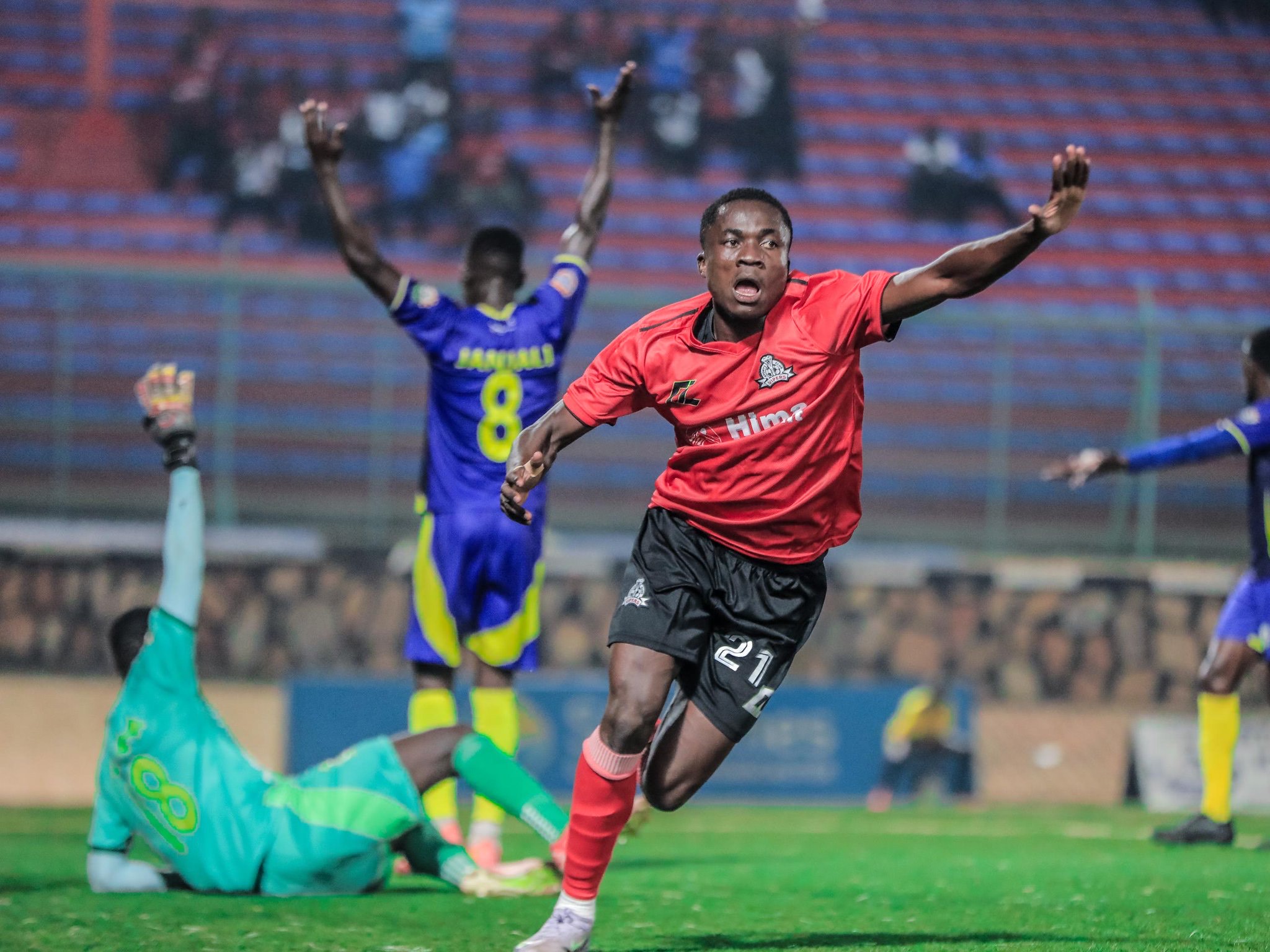 Uganda Premier League: Vipers tighten title grip as BUL and KCCA cruise