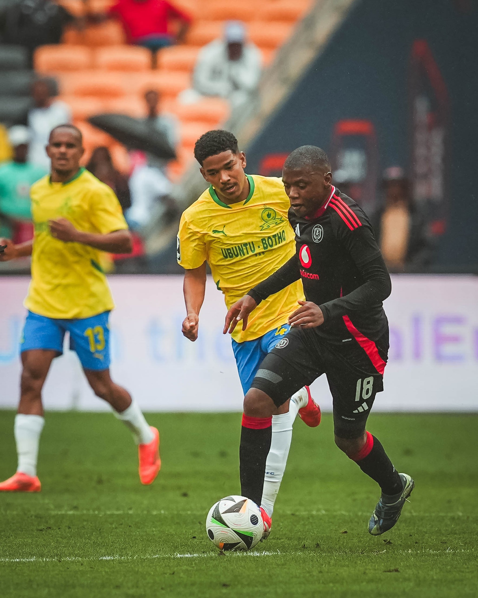 Orlando Pirates and Sundowns will still lose points in PSL title hunt – Cardoso