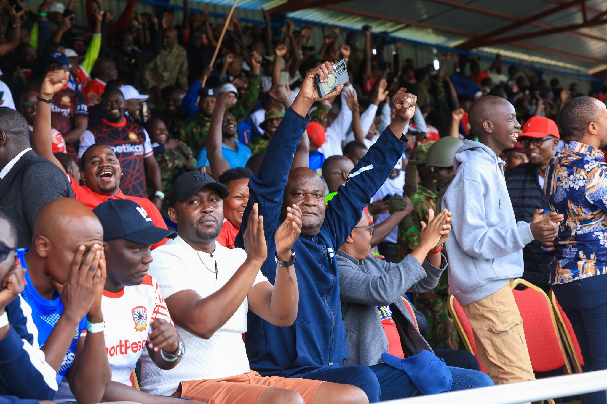 Munga calls on champions Kenya Police FC to finish season by beating Gor Mahia