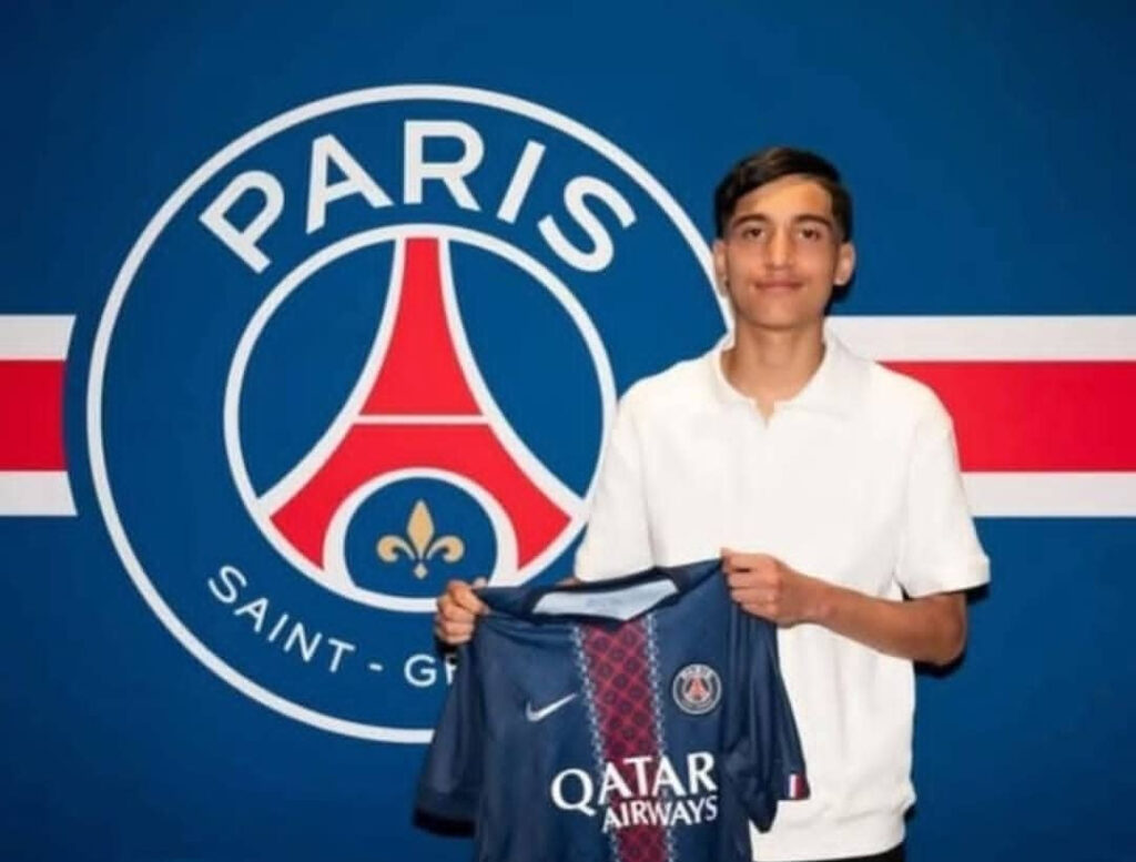 Adam Ghellab signe pour le géant Paris Saint-Germain (PSG)