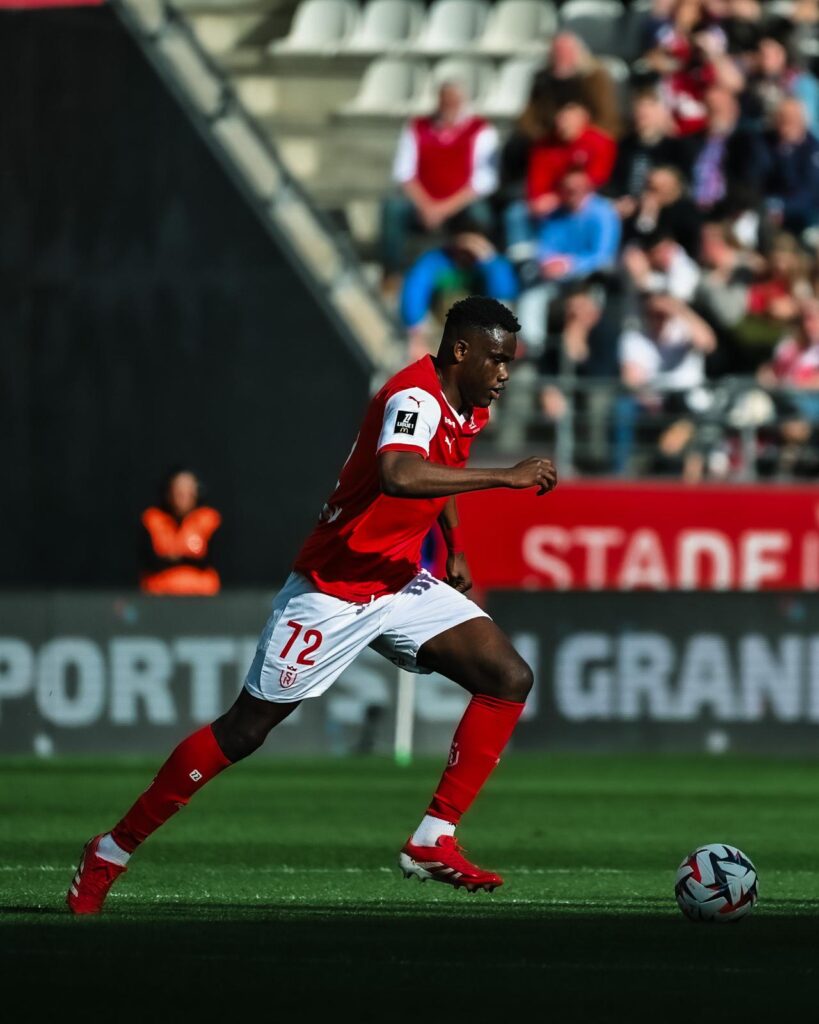 Amadou Koné s’engage avec Neom SC