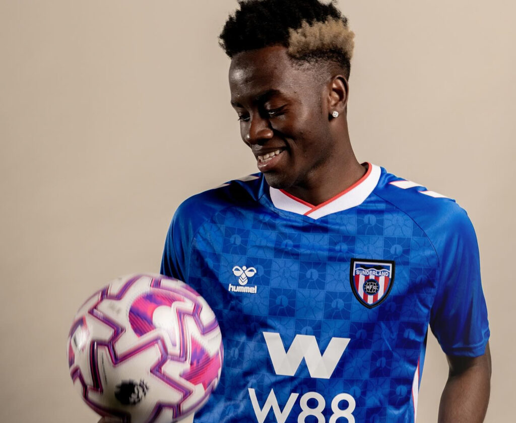 Sunderland annonce la signature de Simon Adingra