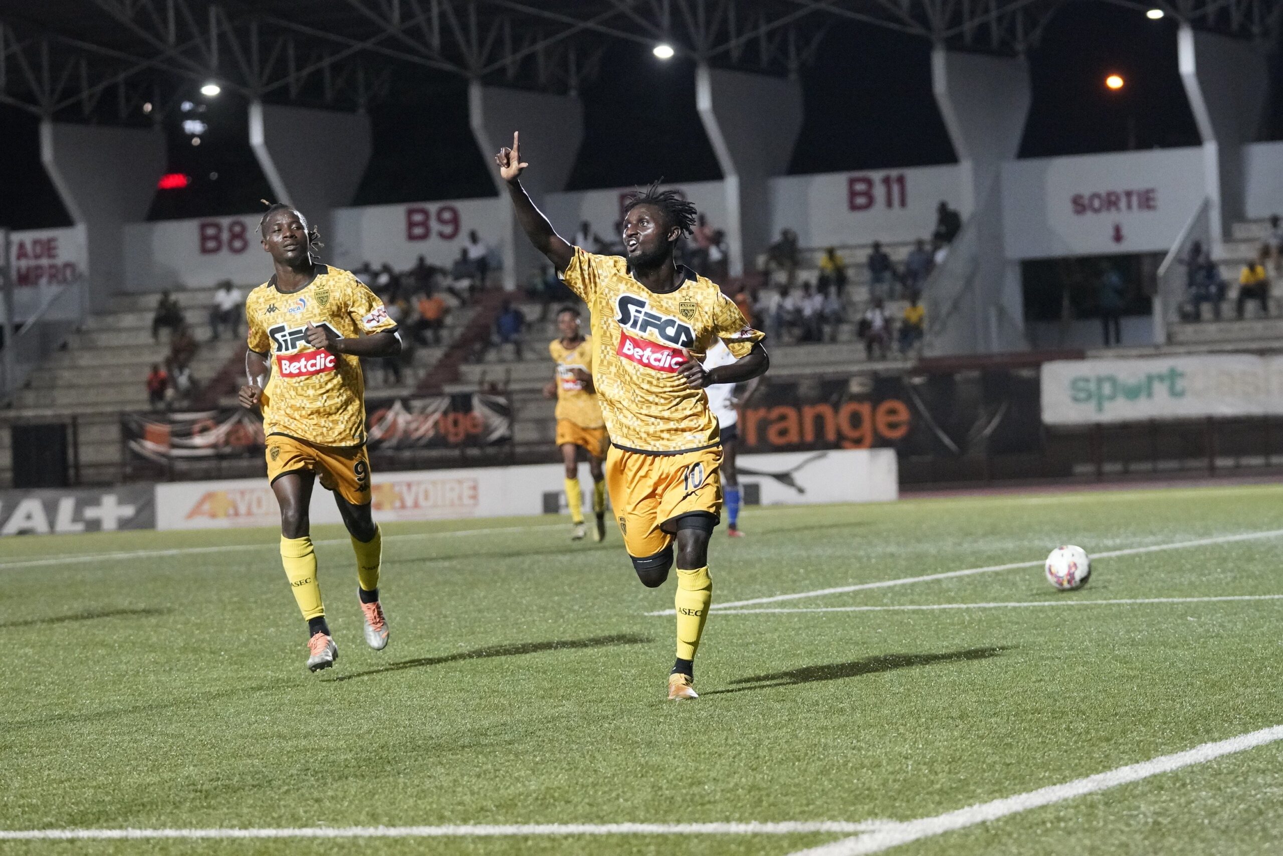 ASEC Mimosas attacker Salifou Diarrassouba joins Swiss side Grasshoppers